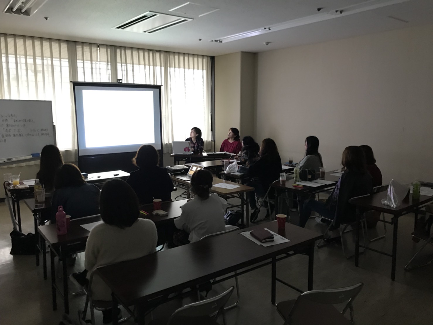 奥野歯科八幡院の秋の勉強会を開催しました。